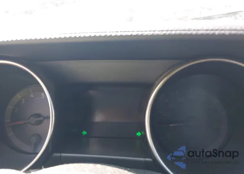 2017 Ford Shelby Gt350 z USA, uszkodzony, nr VIN 1FA6P8JZ1H5524070